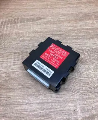 Toyota Avensis T250 Alarm control unit/module 8973005030 2370003180