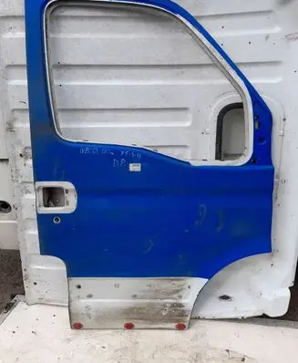 Iveco Daily 3rd gen Front door 99460120