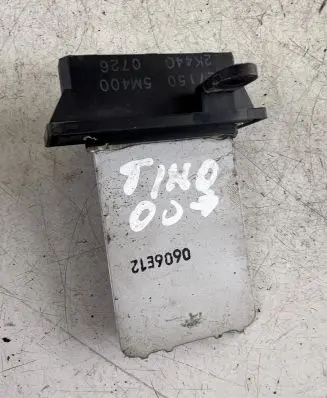 Nissan Almera Tino Heater blower motor/fan resistor 271505M400 2K4400726