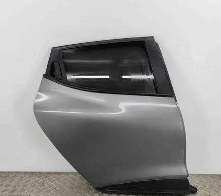 Renault Clio IV Rear door 821008626R