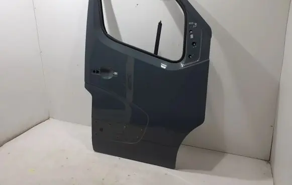Renault Master III Front door 801001682R