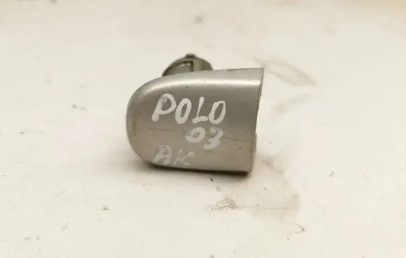 Volkswagen Polo Rear door handle cover 3B4839167
