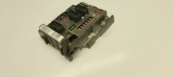 Citroen Xsara Picasso Fuse module 9641258080 964125808000 S110500001E