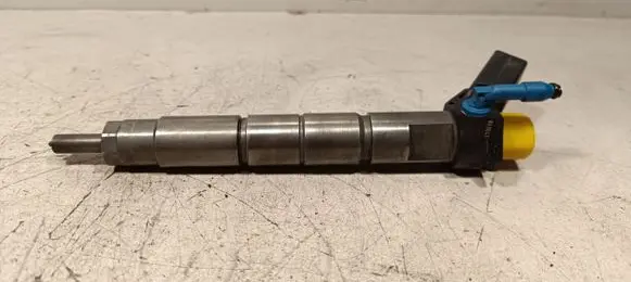 Mercedes-Benz E W213 Fuel injector 0445117048