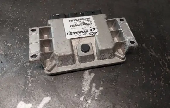 Peugeot 307 Engine control unit/module ECU 9660774680 9659580780