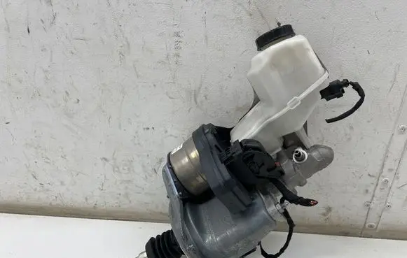 Cupra Leon Brake booster 5WC614105BA