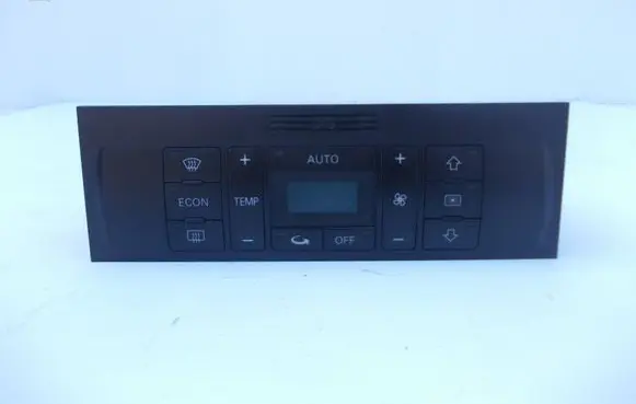 Audi A2 Climate control unit 8Z0820043