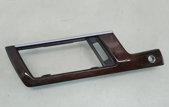 Mercedes-Benz E W212 Dashboard glove box trim A2126800171