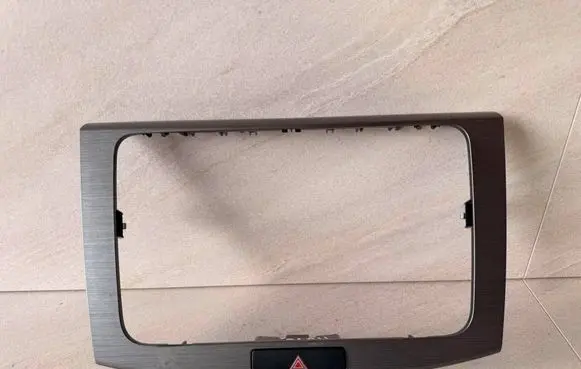 Volkswagen PASSAT B7 Radio/GPS head unit trim 3AA858069D