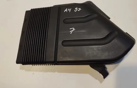Audi A4 S4 B7 8E 8H Air intake duct part 8E0129617D
