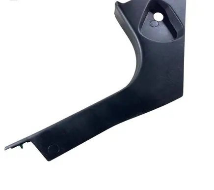 Maserati Ghibli Foot area side trim 6700113670