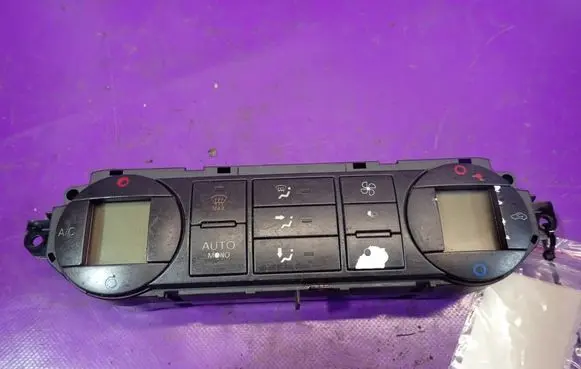 Ford Focus C-MAX Climate control unit 