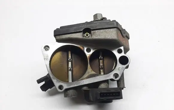 Audi V8 Throttle body valve 