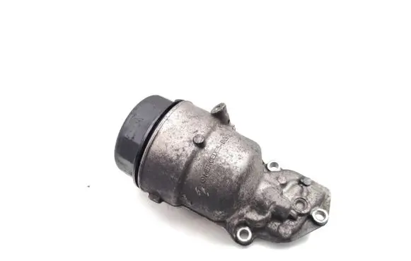Chrysler 300 - 300C Oil filter mounting bracket 