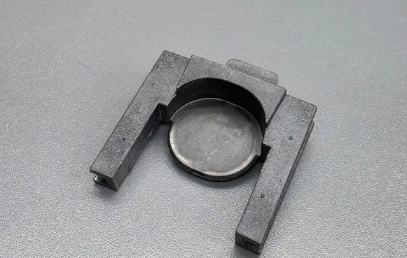 Radiator mount bracket