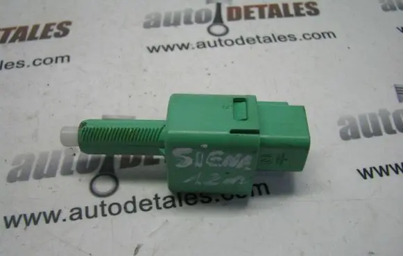 Toyota Sienna XL30 III Brake pedal sensor switch