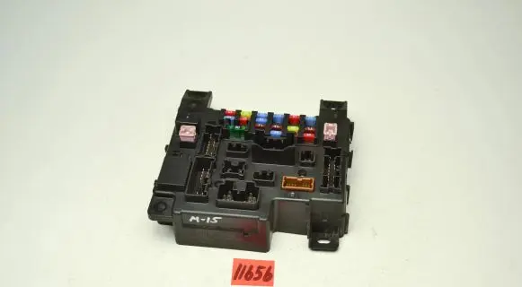 Mitsubishi Outlander Fuse module 8637A322 519087D07 L8637002A
