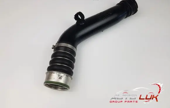 BMW Z4 E89 Intercooler hose/pipe 7588283
