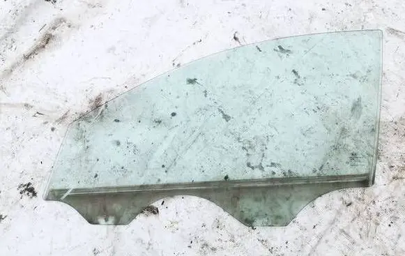 KIA Ceed Front door window glass four-door as2
