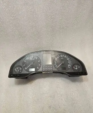 Audi A8 S8 D2 4D Speedometer (instrument cluster) 4D0919033M 110008639019