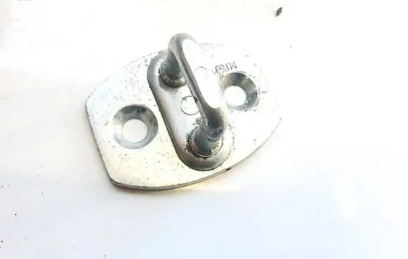 Toyota Auris 150 Front door lock loop/hook striker 