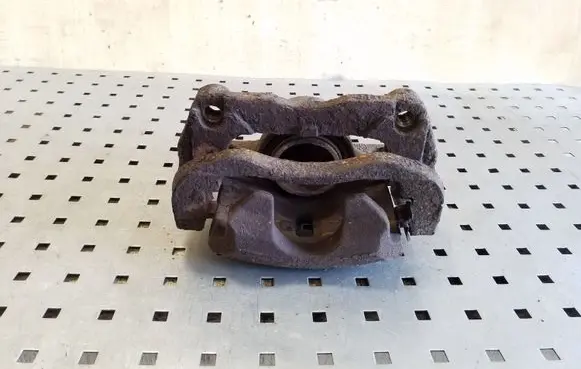 Nissan Qashqai Front brake caliper