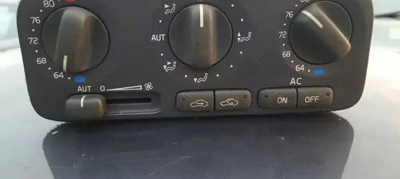 Volvo S70 V70 V70 XC Climate control unit 9171595
