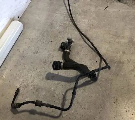Mercedes-Benz Sprinter W907 W910 Engine coolant pipe/hose A4478307202 A9105011300