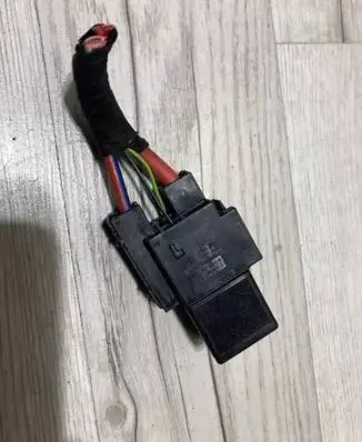 BMW X3 E83 Other relay 8350358