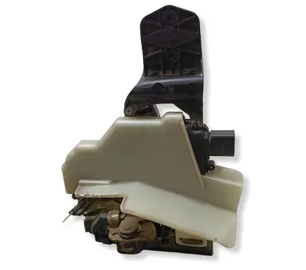 Volkswagen PASSAT B5.5 Front door lock 3B0837868