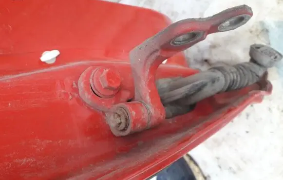 Ford Focus Rear door lower hinge