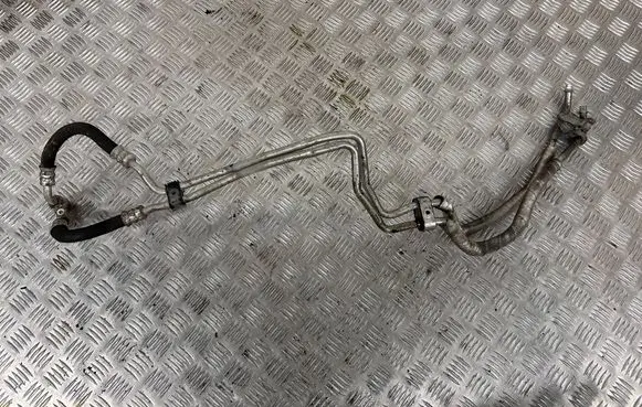 BMW X6 M Gearbox oil cooler pipe/hose 