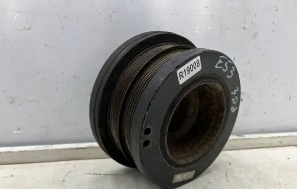 BMW X5 E53 Crankshaft pulley 2247890