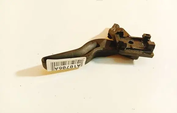 Opel Astra H Engine bonnet (hood) release handle 218186591