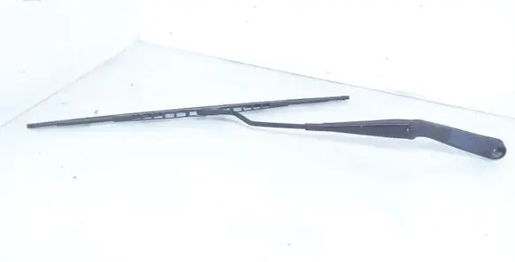 Mercedes-Benz C W203 Windshield/front glass wiper blade A2038200544