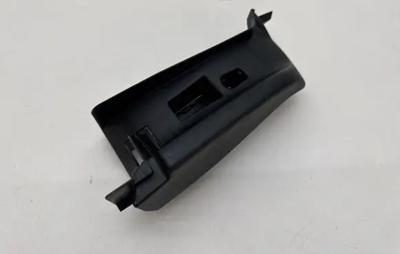 Audi A5 Seat belt trim 8W8857791