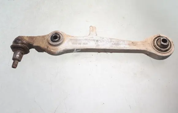 Volkswagen PASSAT B5 Front control arm 4D0407155J