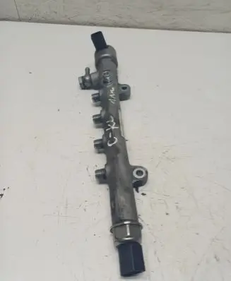 Mercedes-Benz C W205 Fuel main line pipe A6510700700