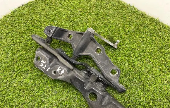 Mercedes-Benz S W221 Engine bonnet/hood hinges A2218800328