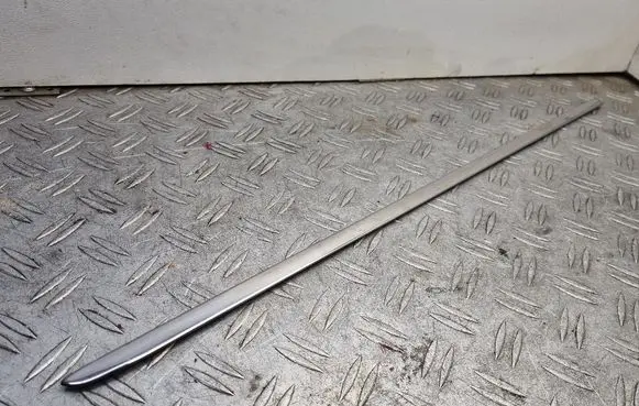 Fiat 500 Rear side glass trim 
