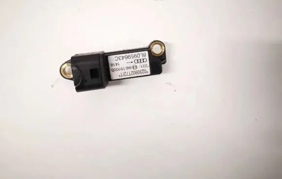 Audi A3 S3 8L Airbag control unit/module 8l09549643c