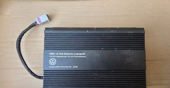 Volkswagen Crafter Voltage converter/converter module 7C0915681KW 3718
