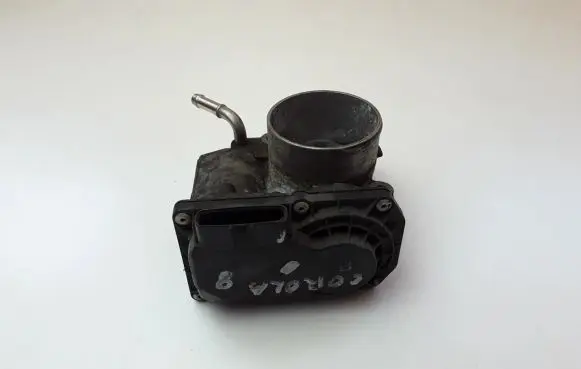 Toyota Corolla Verso AR10 Throttle valve 220300D011