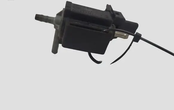 Jaguar XF X250 Turbo solenoid valve 70243600