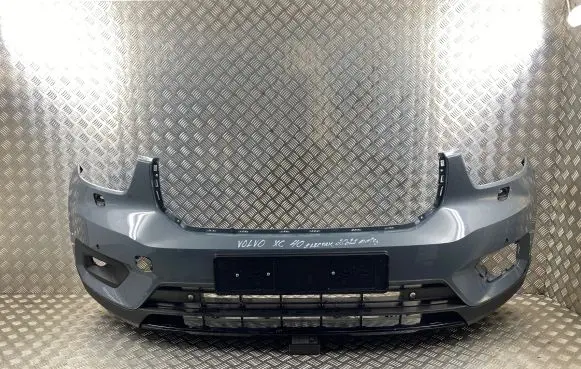 Volvo XC40 Front bumper 31449359