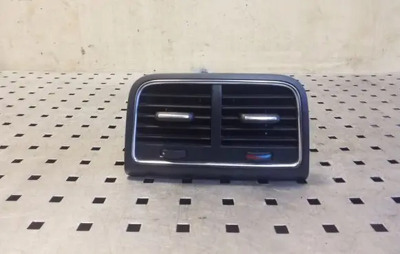Audi A5 8T 8F Rear air vent grill 8K0819203E