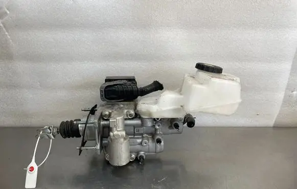 Toyota Camry VIII XV70 ABS Pump 4721033721 4727047040