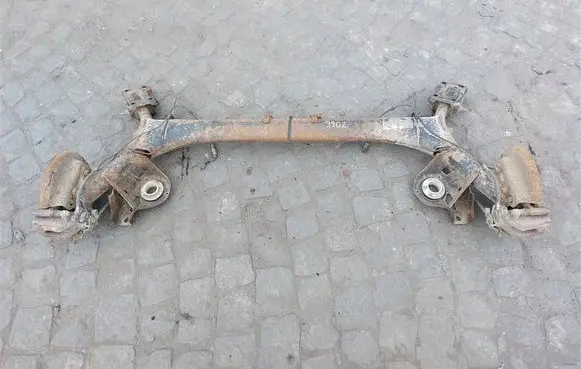Peugeot 3008 I Rear axle beam 
