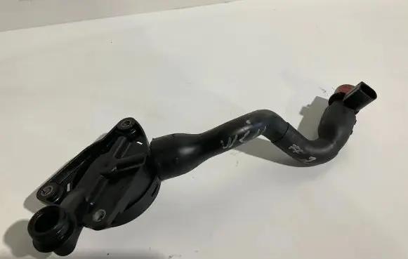 Mercedes-Benz E W212 Breather hose/pipe A6420160581
