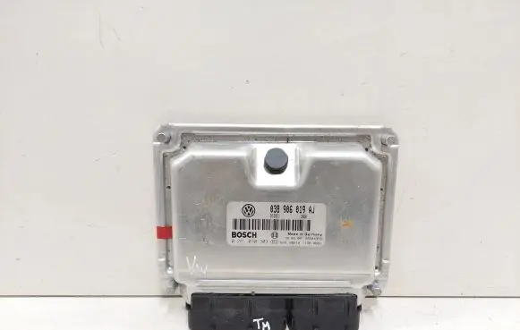 Volkswagen PASSAT B5 Engine control unit/module 038906019AJ 28SA4358 0281010303